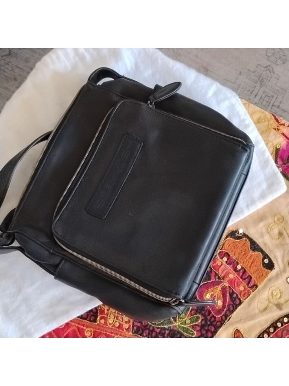 Men's Black Leather Crossbody Bag